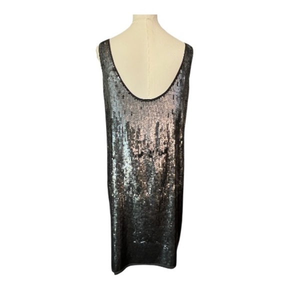 EUC Glint black & gray sequin sleeveless shift dress | size medium - Picture 5 of 8